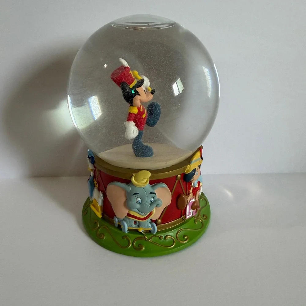 Disney Store Mickey Mouse 75th Anniversary Bandleader Musical Snow Globe Drum